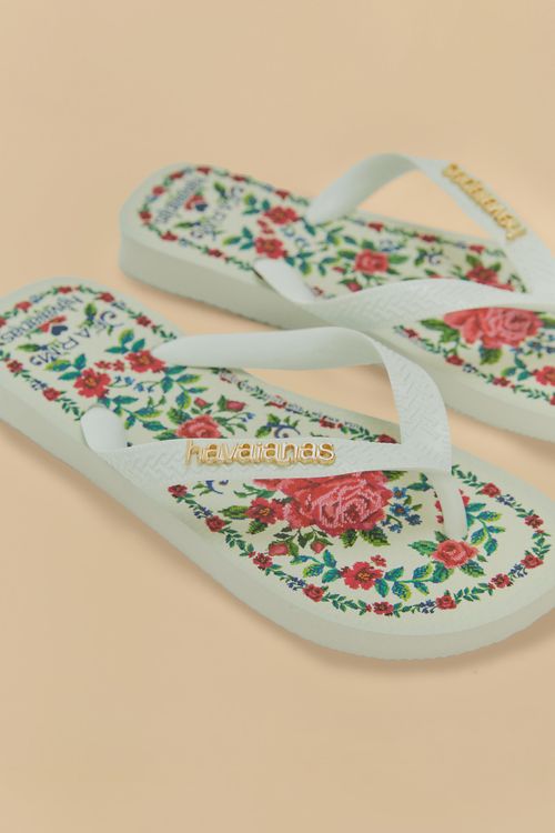 339100_49160_2-HAVAIANAS-ESTAMPADA-FLOR-REALEZA